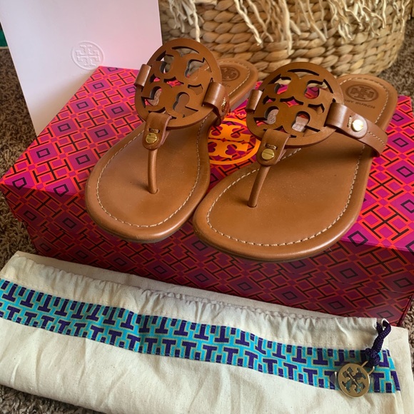 tory burch vachetta